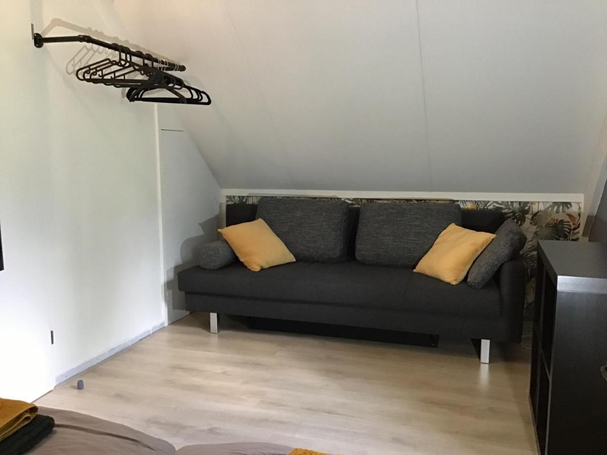 Rumah Senang Wellness Met Hottub En Tuin Евейк Екстер'єр фото