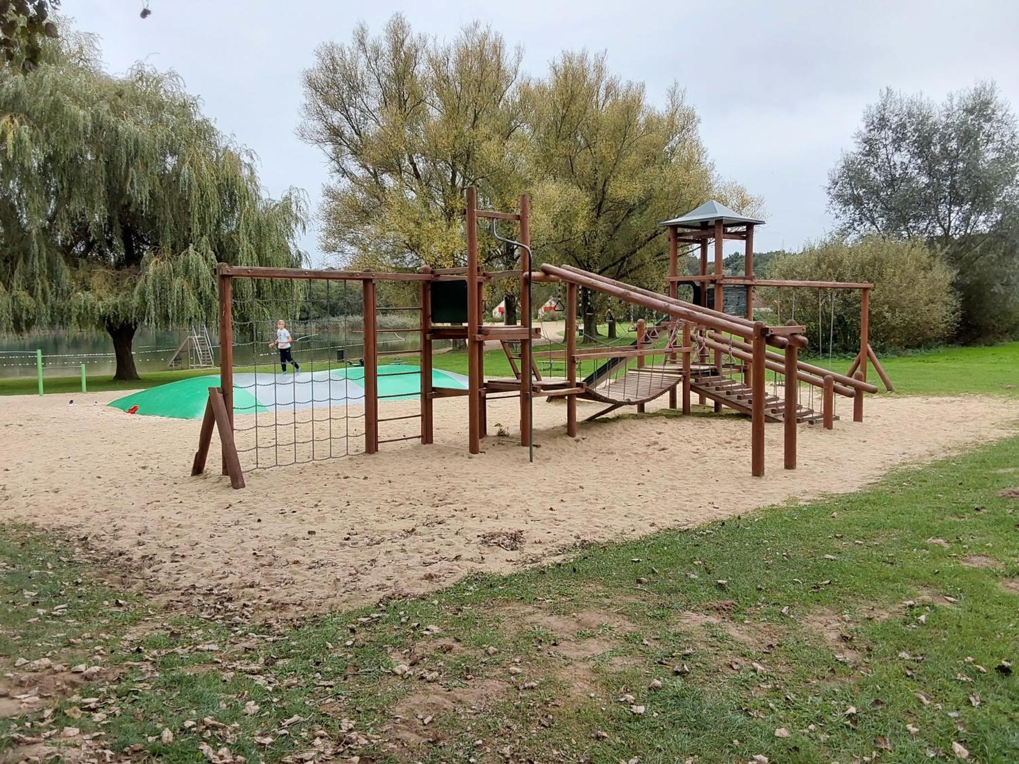 Rumah Senang Wellness Met Hottub En Tuin Евейк Екстер'єр фото