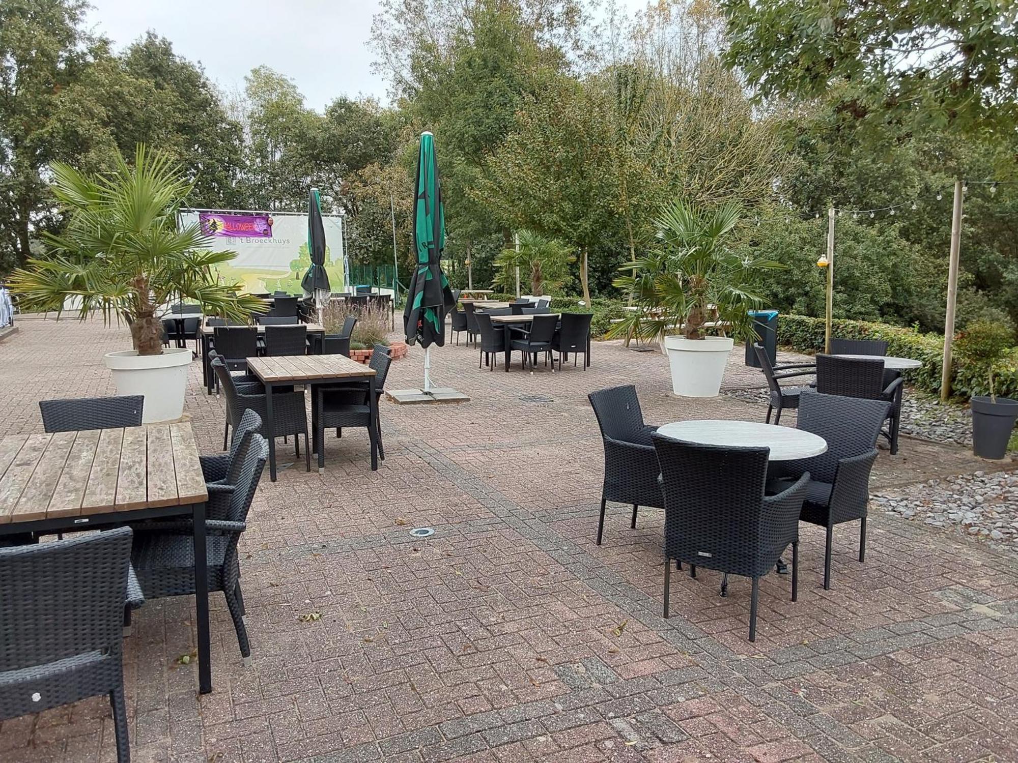 Rumah Senang Wellness Met Hottub En Tuin Евейк Екстер'єр фото